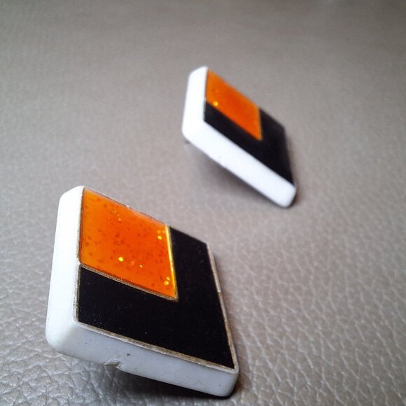 Square Retro Geometric Stud Earring Sparkling Orange Black Design 1 Inch Diamond - Picture 6 of 6
